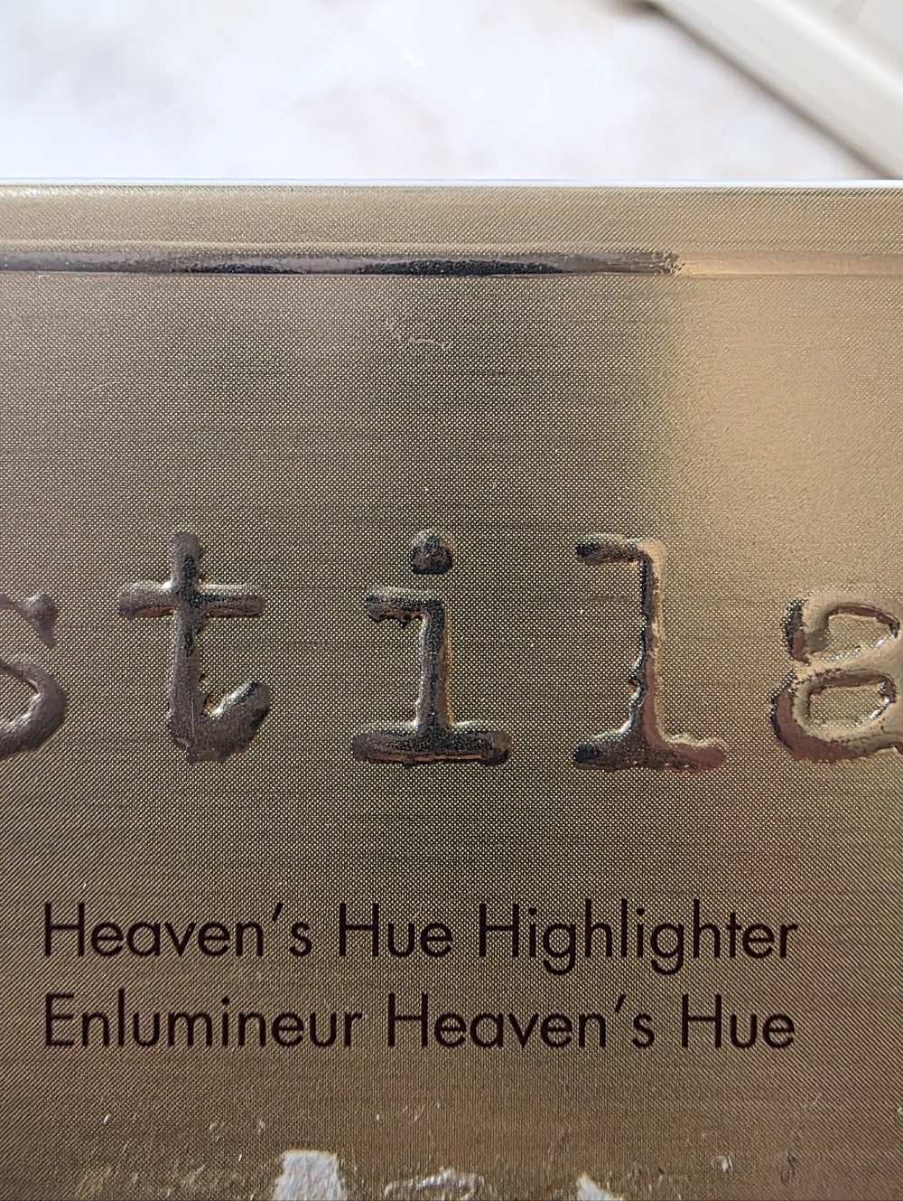 Stila Metallic Gold Heaven's Hue Highlighter Compact- Opulance